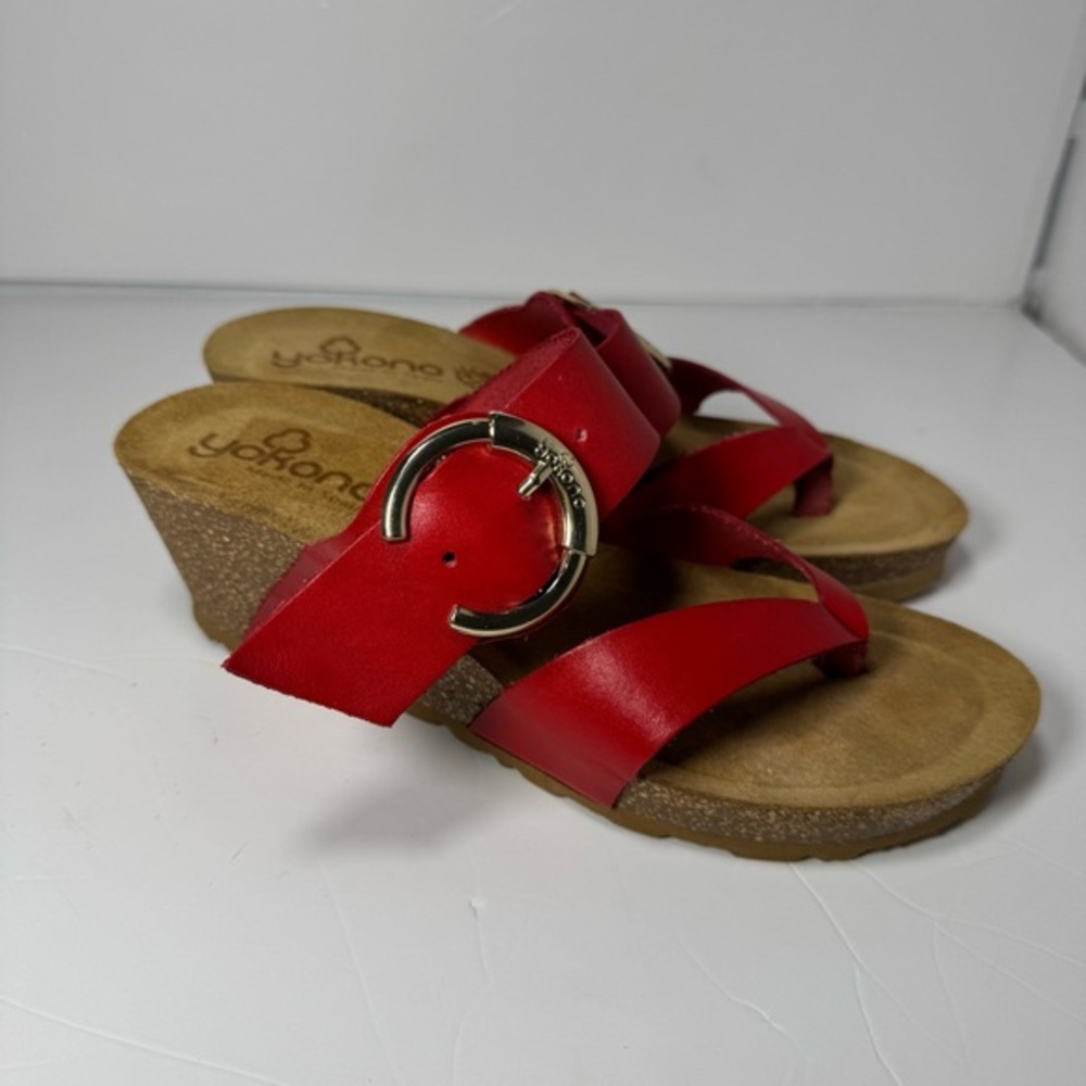 Yokono Red Leather Wedge Sandals Size 38 7‎ Buckle Strap Cork Platform Spain